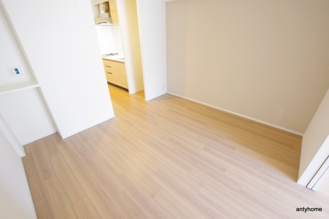 シティカレント新大阪　仲介手数料無料の居間・リビング