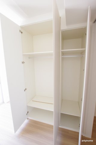 シティカレント新大阪　仲介手数料無料の収納