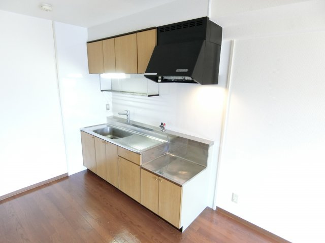 Pure和泉のキッチン|同物件別部屋イメージ写真
