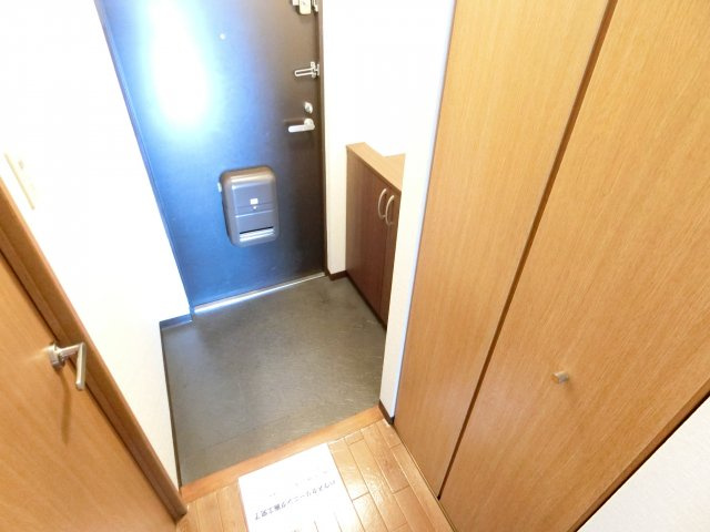 Pure和泉の玄関|同物件別部屋イメージ写真