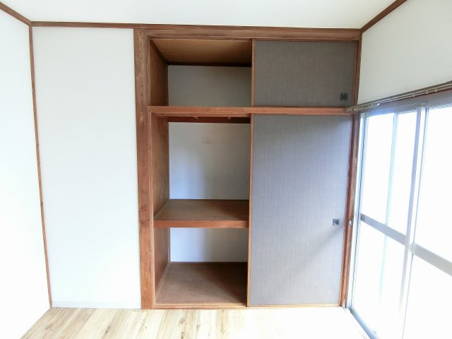田中アパートの収納