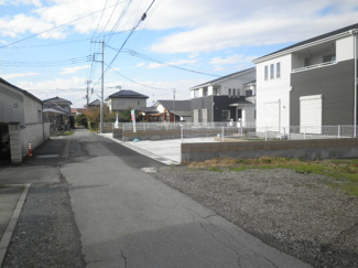 【前面道路含む現地写真】 | 前面道路含む現地写真です