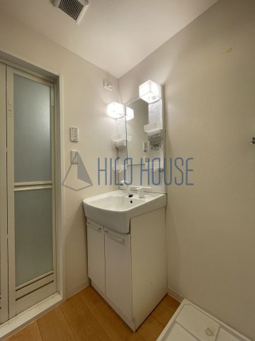 ルネス　カメリアの洗面所