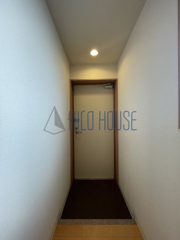 ルネス　カメリアの玄関