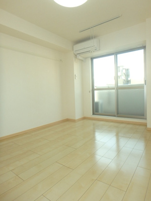 【寝室】 | GARBO