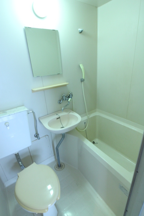 西舞子メゾンの浴室