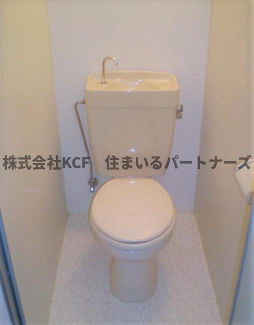 久留米市津福本町のアパートのトイレ|ゆったりとした空間のトイレです