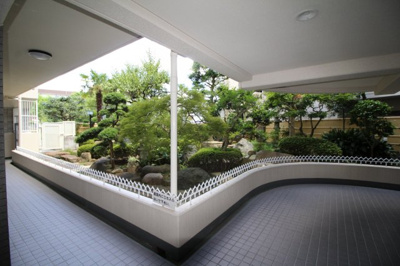 【ロビー】 | ロイヤルパティオ矢野第三マンション