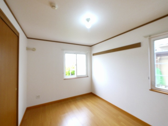 グレイスコートの寝室|寝室にぴったりのお部屋です