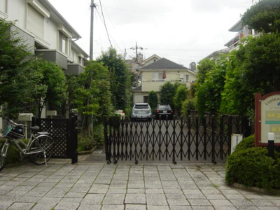 【エントランス】 | ル・ワゾブル三鷹 | ル・ワゾブル三鷹