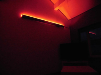 【設備】 | プチメゾン | 室内照明はシーンや気分に合わせて赤、青、黄色、緑にも調節可能。