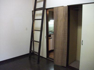 【居間・リビング】 | サニーフラット田上 | ロフト　クロゼット