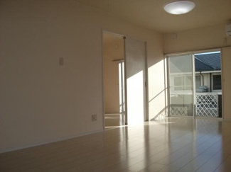 【居間・リビング】 | メゾンソレイユＢ