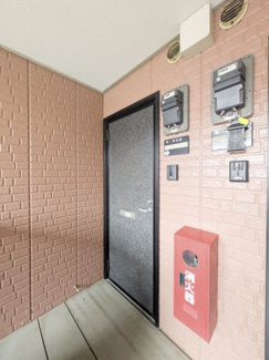 【玄関】 | グランパパＢ棟