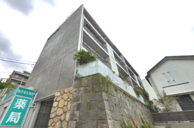 サニーマンションの外観