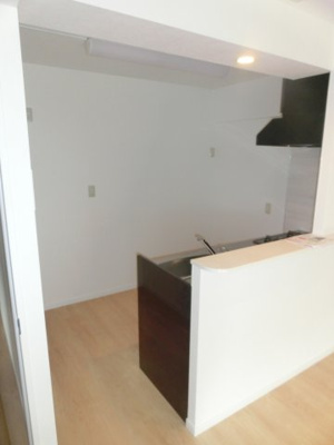 【居間・リビング】 | エスポワール保土ヶ谷 | エスポワール保土ヶ谷　キッチン全体