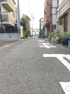 【前面道路含む現地写真】
