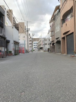 【前面道路含む現地写真】