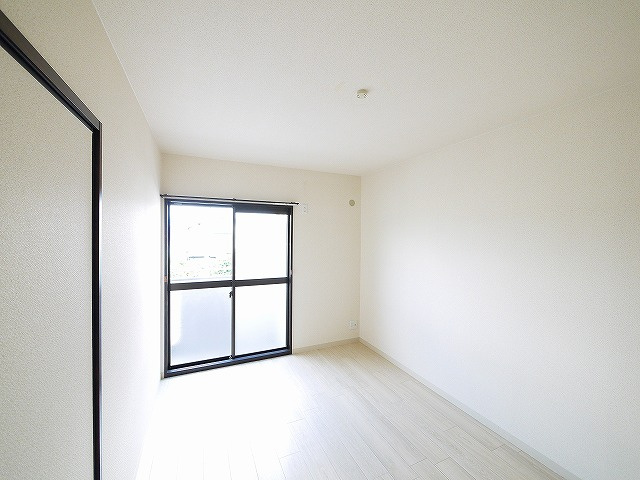 ディアスＡ・Ｂの洋室|コンパクトで使いやすい洋室です