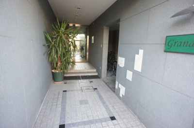 【エントランス】 | ｇｒａｎｄｉｒ．ｕｎ