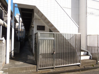 【エントランス】