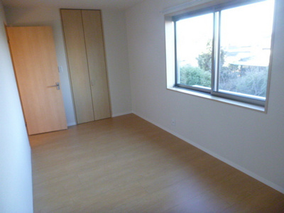 【寝室】 | ラヴィアンソレイエ