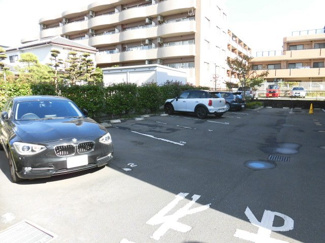 【駐車場】