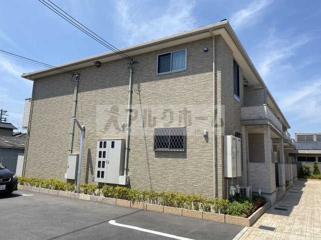 ヴラン・デュオA棟の外観