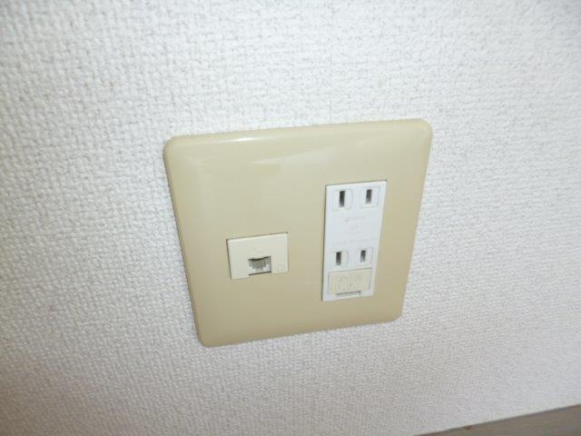 ソプラ・コートの設備|電話モジュラー