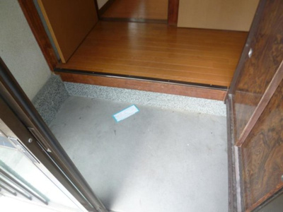 【玄関】 | 栄町薮内貸家1