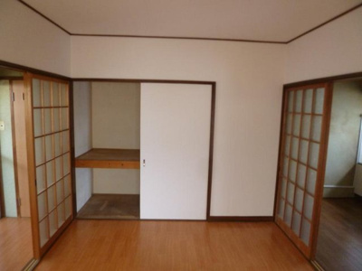 【寝室】 | 栄町薮内貸家1