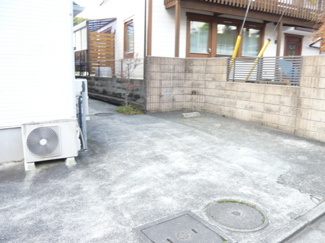 【駐車場】 | いつでも目の届く敷地内に駐車場があります♪お車をお持ちのファミリーさんにオススメです☆