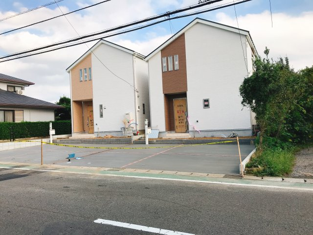 クレイドルガーデン 成田市並木町 第9の前面道路含む現地写真