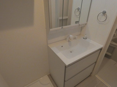 【洗面所】 | HS津金