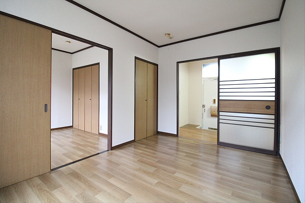 【居間・リビング】