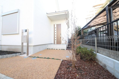 【外観：施工例】 | 所沢市若狭1丁目　新築戸建全3棟　1号棟 | 完成見本建物が近隣にございます。お気軽にお問合せください。ご案内いたします。
