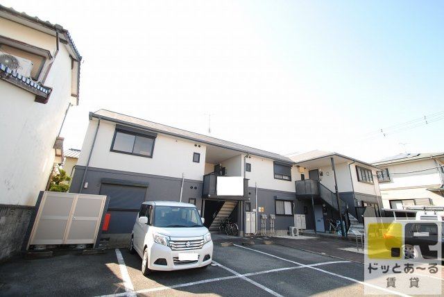 リヴァ・スカイの外観