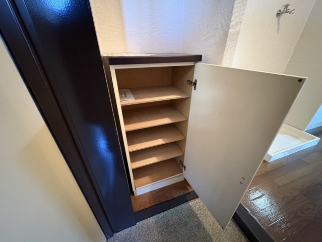 コーポ伊勢山｜名古屋市の賃貸ならMy賃貸の収納|コーポ伊勢山