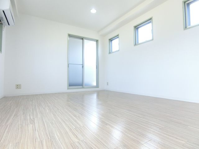 Rinon谷川の居間・リビング