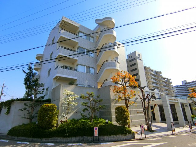 光明池アーバンライフの外観