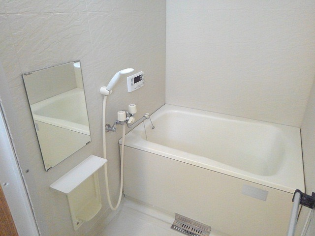 プラザウィステリアの浴室