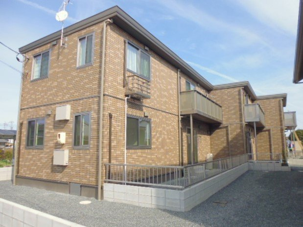 倉敷市真備町川辺のアパートの外観
