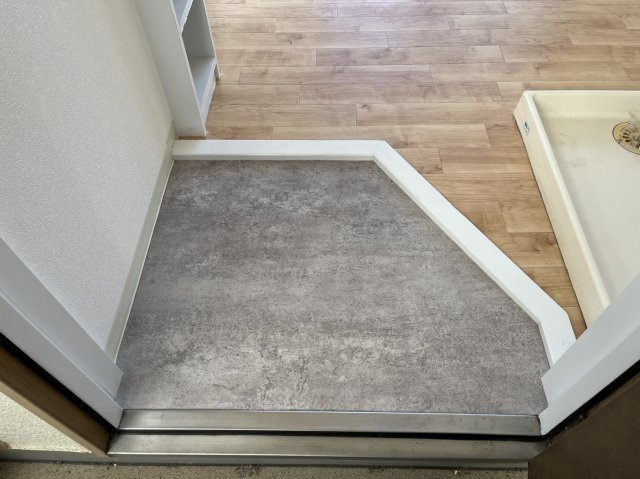 岩井橋ロイヤルハイツ｜名古屋市の賃貸ならMy賃貸の玄関|岩井橋ロイヤルハイツ