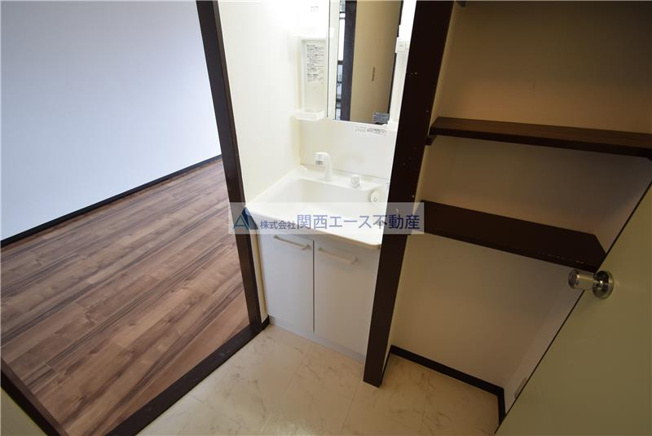  | トリプルステーション菱屋西
