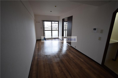  | トリプルステーション菱屋西