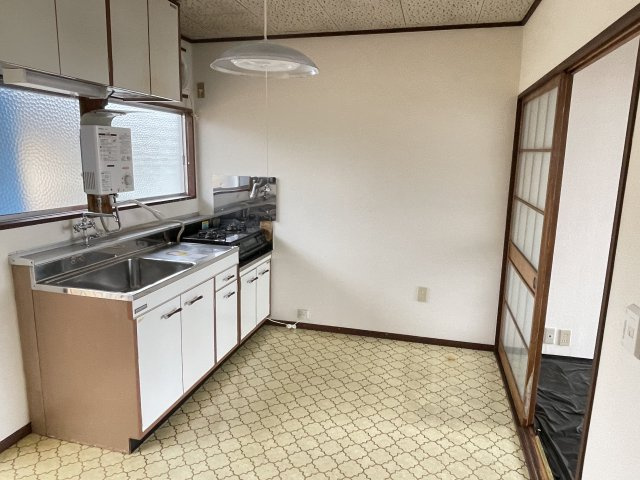 雲山ハイツのキッチン|きれいなキッチンです