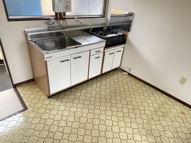 雲山ハイツのキッチン|きれいなキッチンです