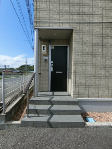 セジュールウィット目久美のエントランス