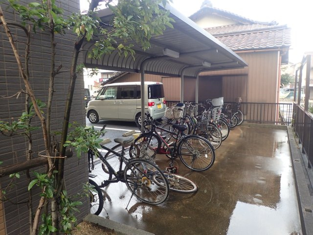 Ｇｒａｔｉｔｕｄｅの駐車場