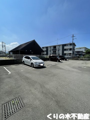 【駐車場】 | シャーメゾン レーヴ 秋桜 | 駐車場です